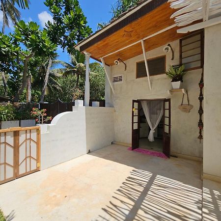Deep Blue Apartment Matara Exterior foto