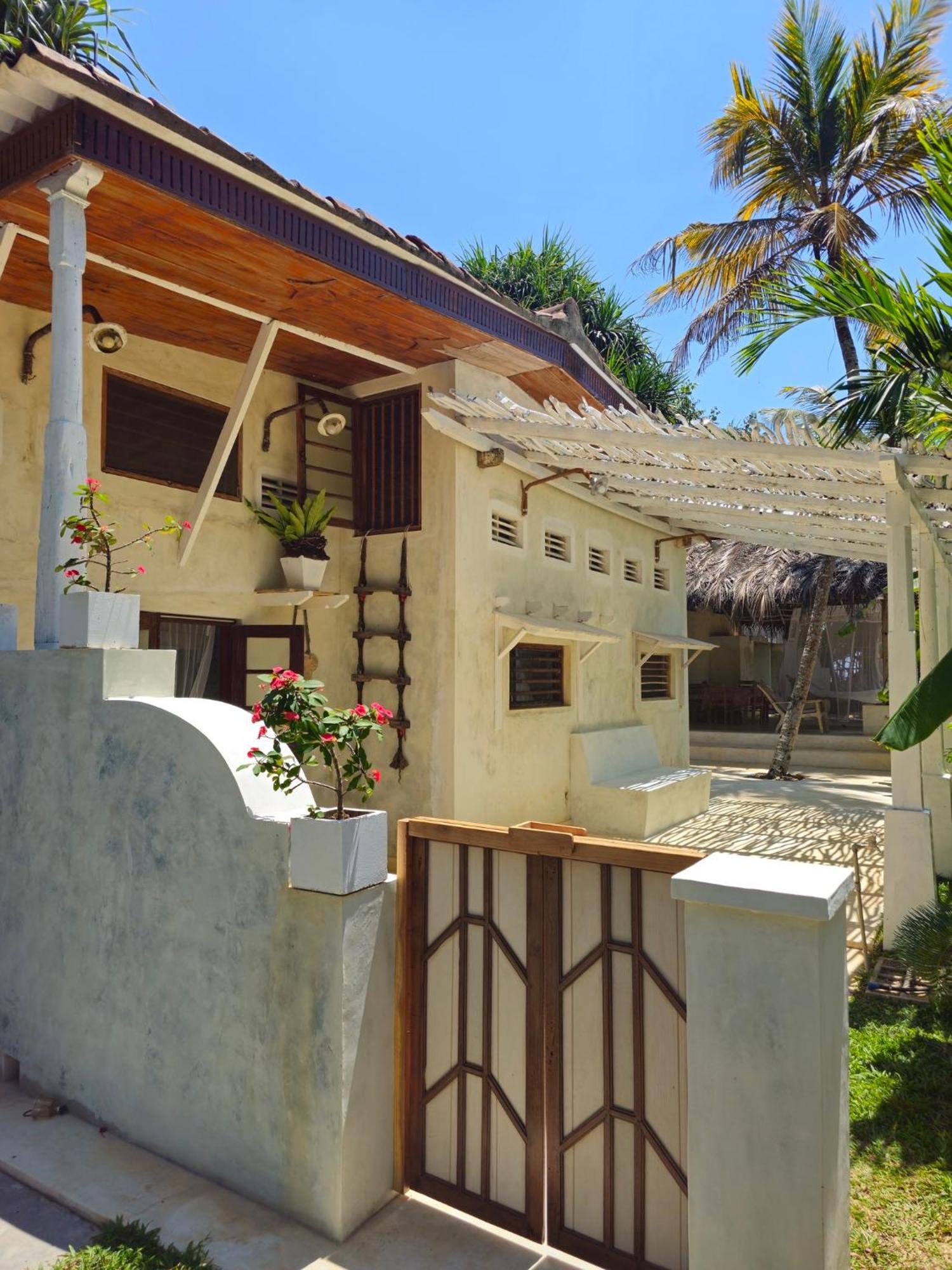 Deep Blue Apartment Matara Exterior foto