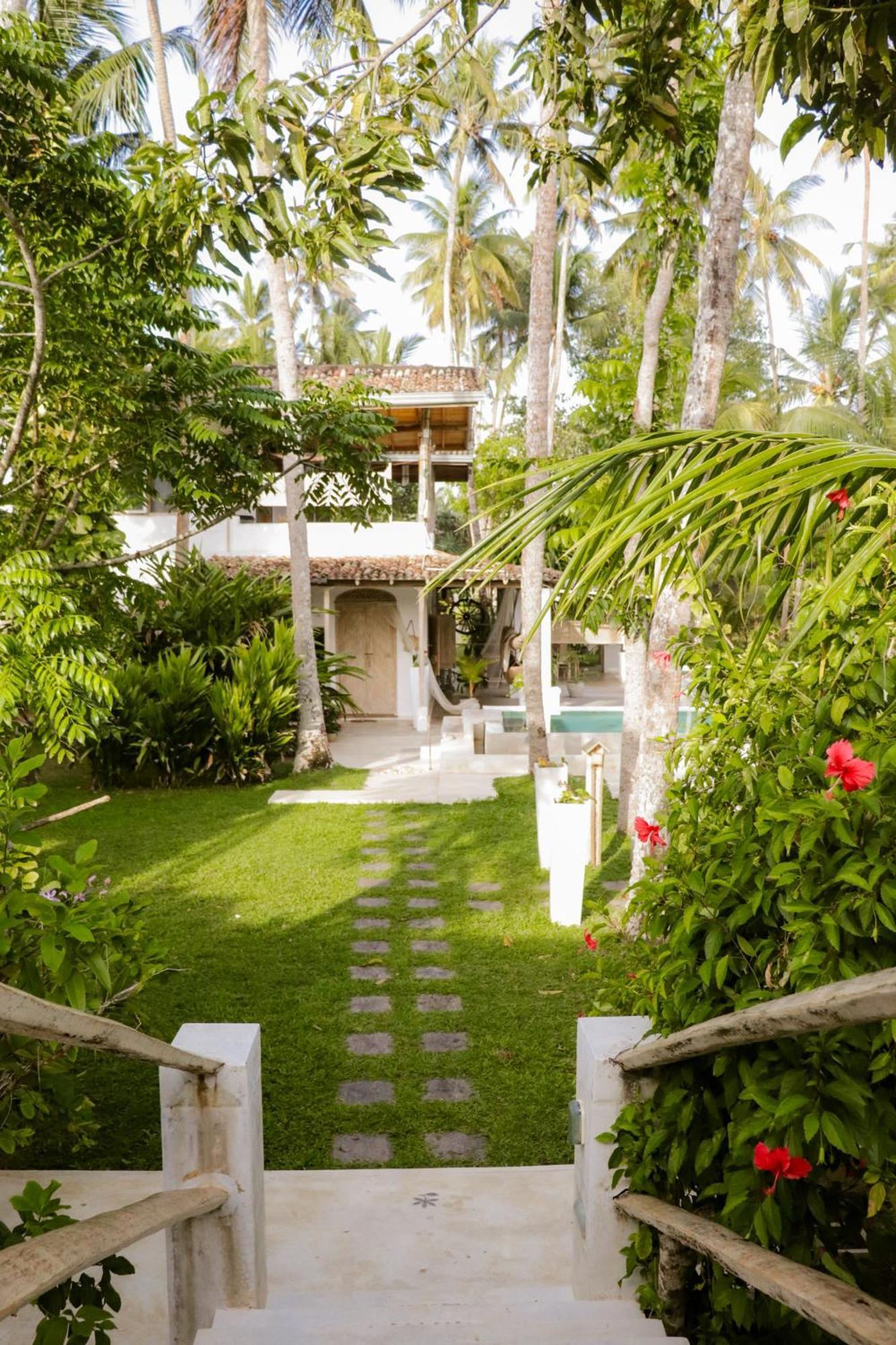 Deep Blue Apartment Matara Exterior foto