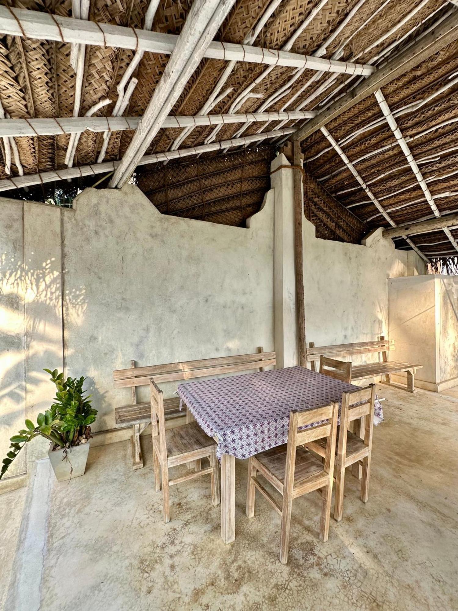 Deep Blue Apartment Matara Exterior foto