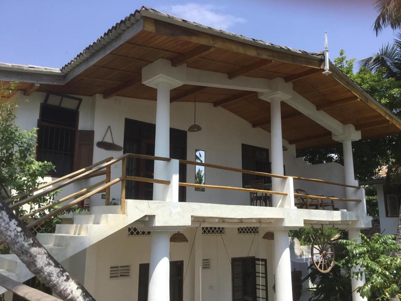 Deep Blue Apartment Matara Exterior foto
